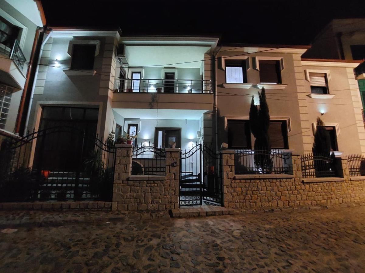 Guesthouse Kocibelli Korce Bagian luar foto